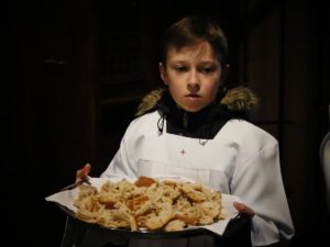 „Być dobrym jak chleb” – drugi dzień rekolekcji w&nbsp;szkole podstawowej