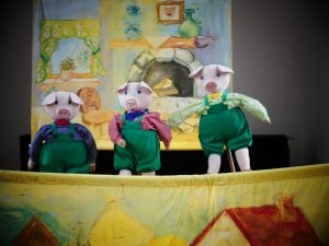 Teatrzyk – „Trzy świnki”