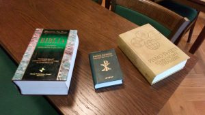 Księga Ksiąg, Słowo Boże, Dobra Nowina, Pismo Święte … Biblia