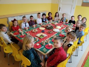 Wigilia i spotkanie z Mikołajem w przedszkolu