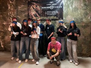 Laser Arena i&nbsp;toruńskie legendy – Dzień Chłopaka w&nbsp;kl. IIIA LO