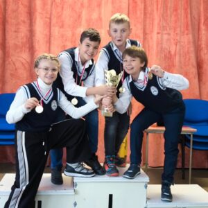 Złote medale dla drużyny szachowej Małego Długosza