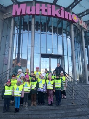 Wycieczka grupy 0 A&nbsp;„Aniołki” do&nbsp;Multikina